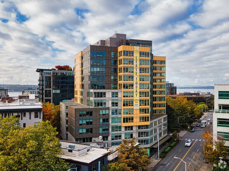 2720 4th Ave, Seattle, WA à louer - Photo principale - Image 1 de 53