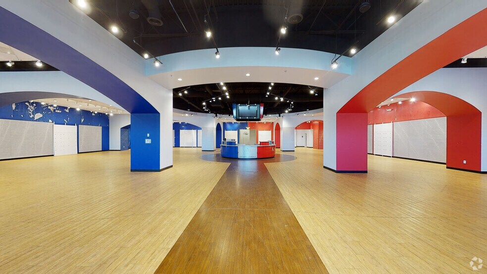 4600 Shelbyville Rd, Louisville, KY à louer - Numérisation 3D de Matterport - Image 2 de 15