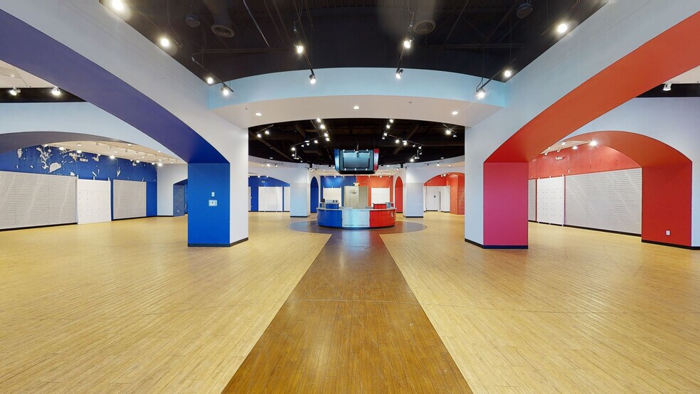 4600 Shelbyville Rd, Louisville, KY à louer - Numérisation 3D de Matterport - Image 2 de 15