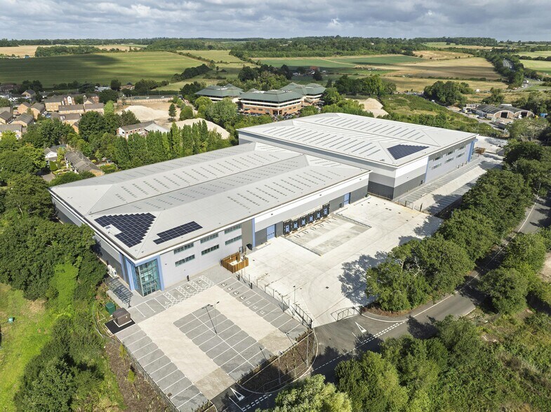 Denham Way, Rickmansworth for lease - Building Photo - Image 3 of 92