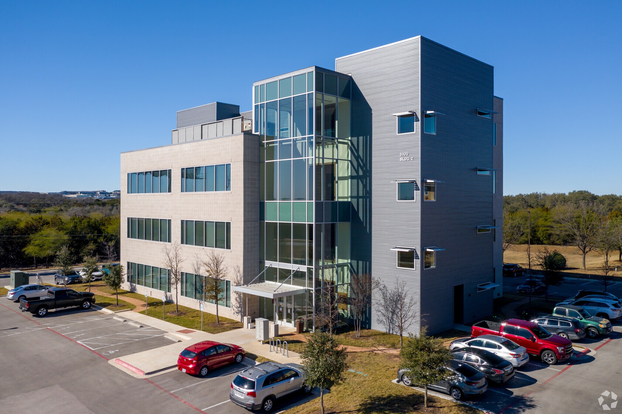 5100 W Highway 290, Austin, TX à louer Photo principale- Image 1 de 34