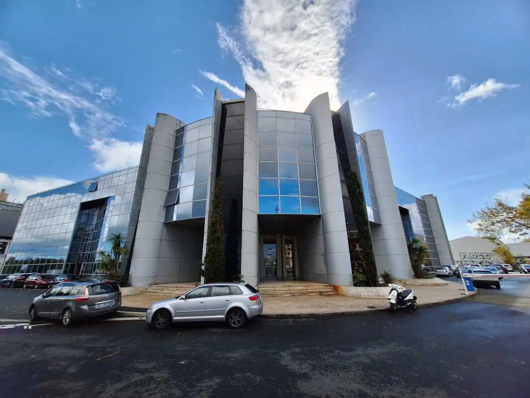 Office in Bègles for lease Building Photo- Image 1 of 9