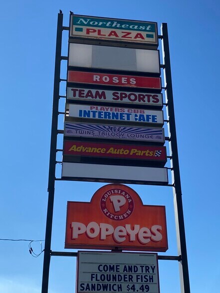 616-760 Shurling Dr, Macon-Bibb, GA à louer - Photo du bâtiment - Image 2 de 6