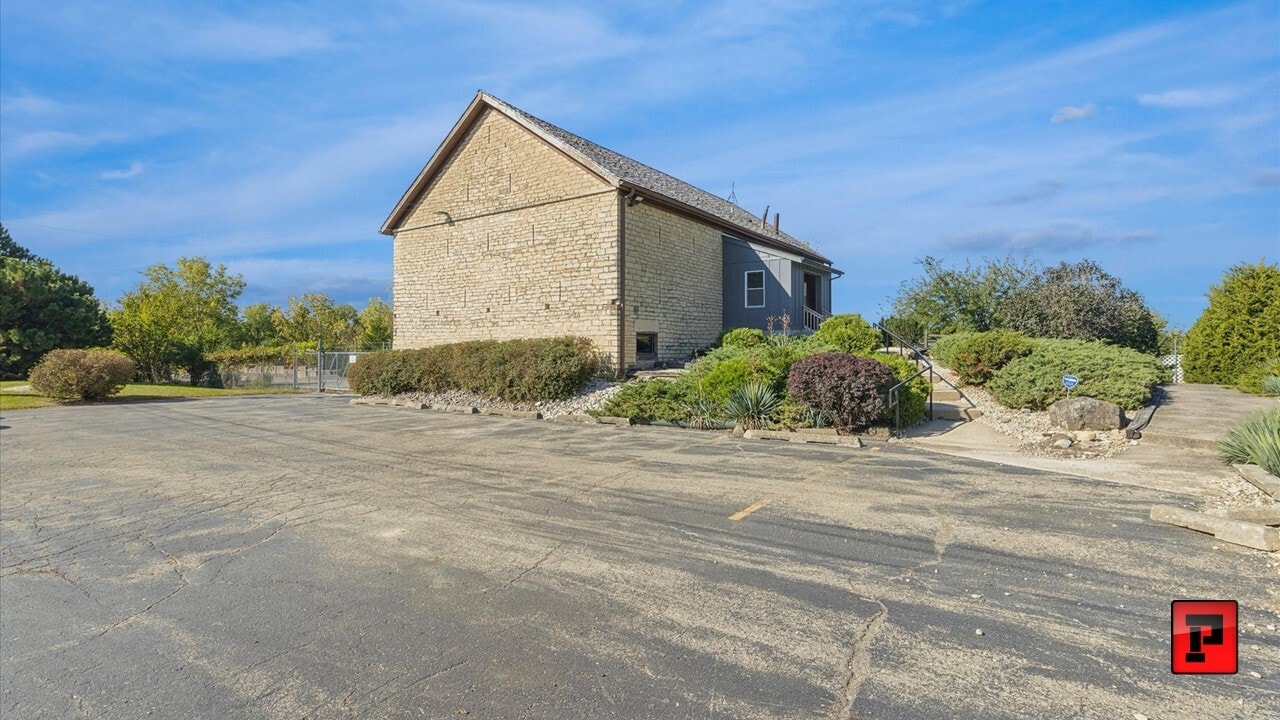 12152 S Naperville Rd, Plainfield, IL for lease Primary Photo- Image 1 of 5