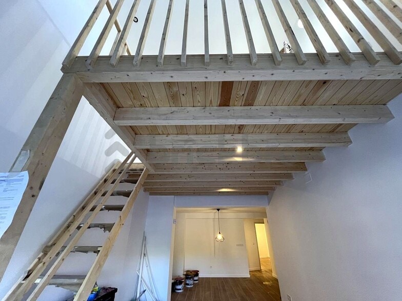 Immeuble residentiel dans Barcelone, Barcelona à vendre - Photo intérieure - Image 2 de 4