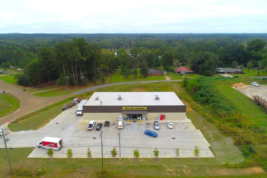 333 Madison St, Mathiston, MS for sale - Primary Photo - Image 1 of 6