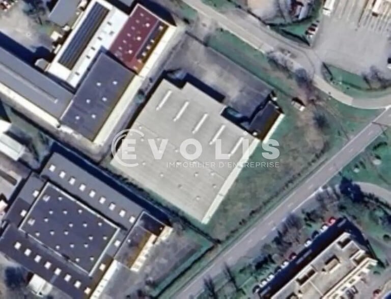 Bureau dans Saint-Quentin-Fallavier à louer - Aérien - Image 2 de 15