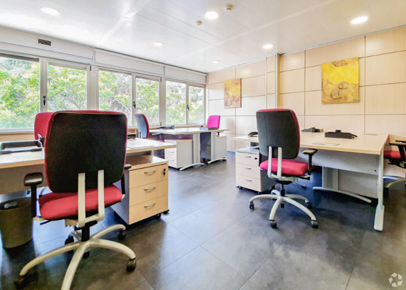 Executive Office Space in Madrid, MAD for lease Interior Photo- Image 1 of 4