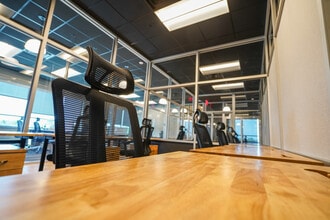 2909 E Arkansas Ln, Arlington, TX for lease Interior Photo- Image 1 of 8