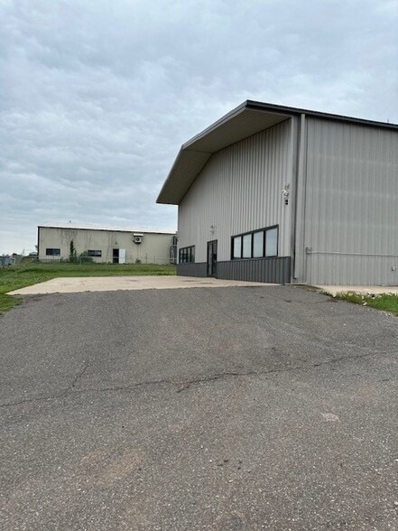6355 Boucher Dr, Edmond, OK for sale - Building Photo - Image 1 of 51