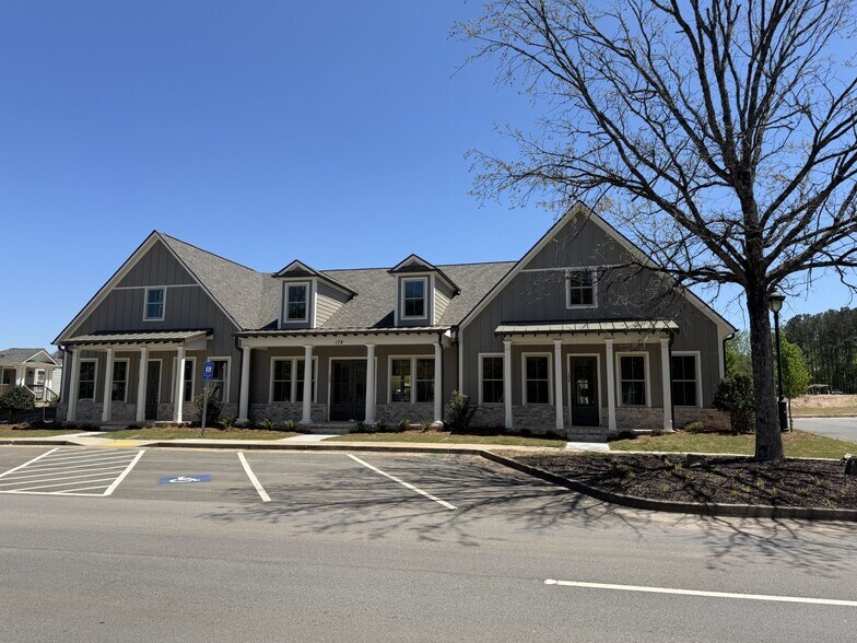 178 River Green Ave, Canton, GA à louer - Photo du bâtiment - Image 3 de 6