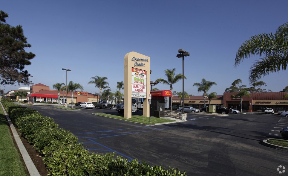 7404-7450 Clairemont Mesa Blvd, San Diego, CA à louer - Photo du bâtiment - Image 2 de 12