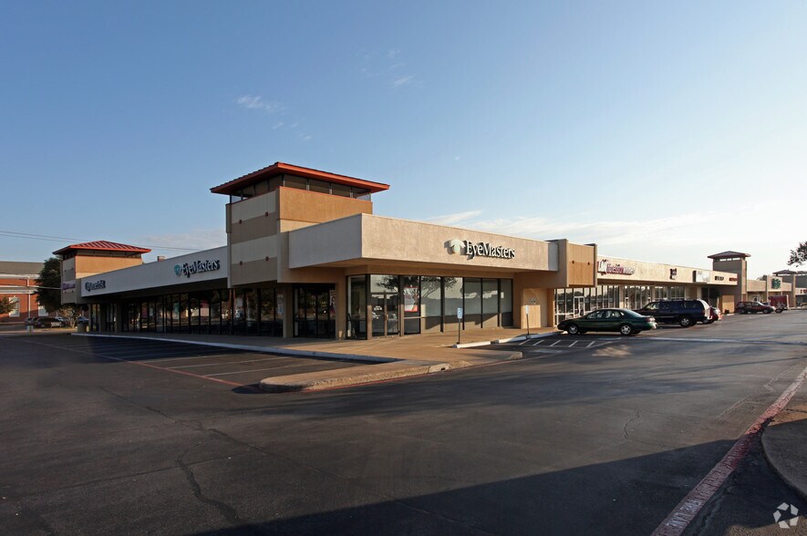 6401-6465 E Mockingbird Ln, Dallas, TX à louer - Photo du bâtiment - Image 1 de 13