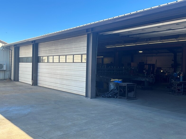 5455 SE Alexander St, Hillsboro, OR for sale - Building Photo - Image 2 of 4