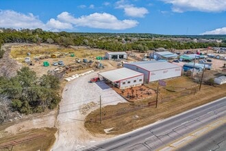 1840 E Polk St, Burnet, TX for lease Interior Photo- Image 1 of 9