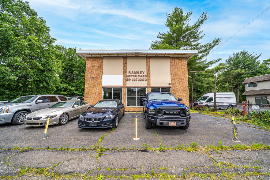 138 N Central Ave, Ramsey, NJ à vendre - Photo du bâtiment - Image 1 de 1