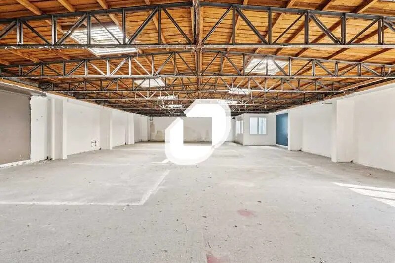 Office in Paris for sale - Interior Photo - Image 2 of 16