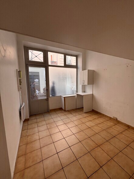 19/21 Rue Claude Tillier, Paris à louer - Photo intérieure - Image 3 de 6