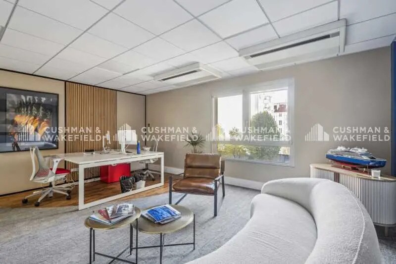 Bureau dans Levallois-Perret à louer - Photo du bâtiment - Image 3 de 12