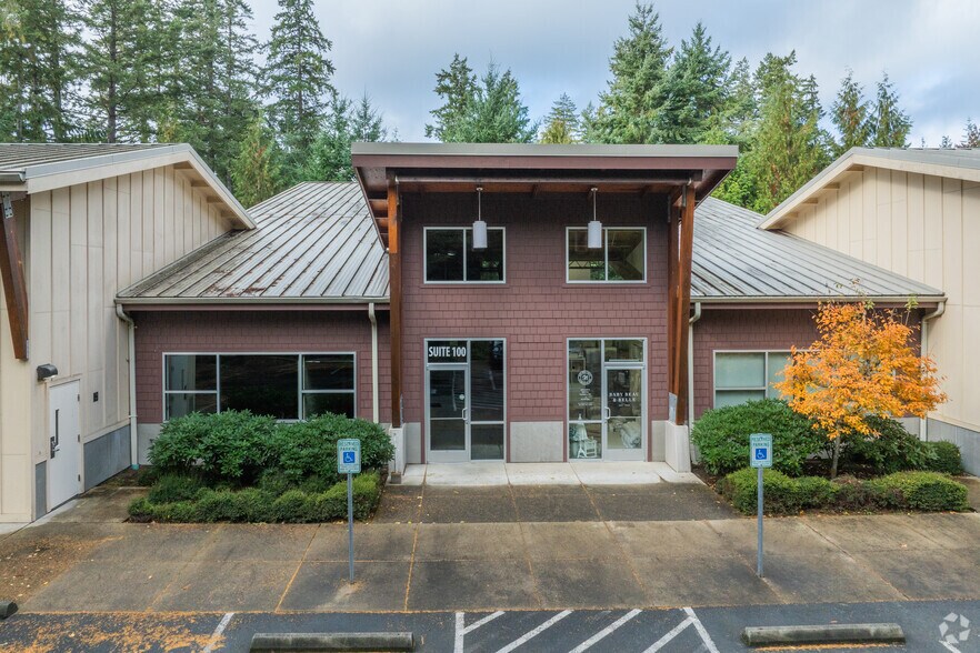 4706 97th St NW, Gig Harbor, WA à louer - Photo du bâtiment - Image 3 de 5