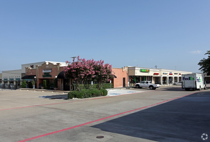 4151 Belt Line Rd, Addison, TX à louer - Photo du bâtiment - Image 3 de 6
