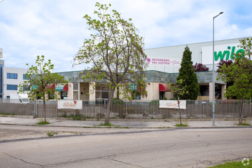 Calle Padre Granda, 4, Alcalá de Henares, Madrid for lease - Building Photo - Image 3 of 4