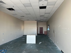 2860 Richmond Rd, Lexington, KY for lease Building Photo- Image 2 of 5