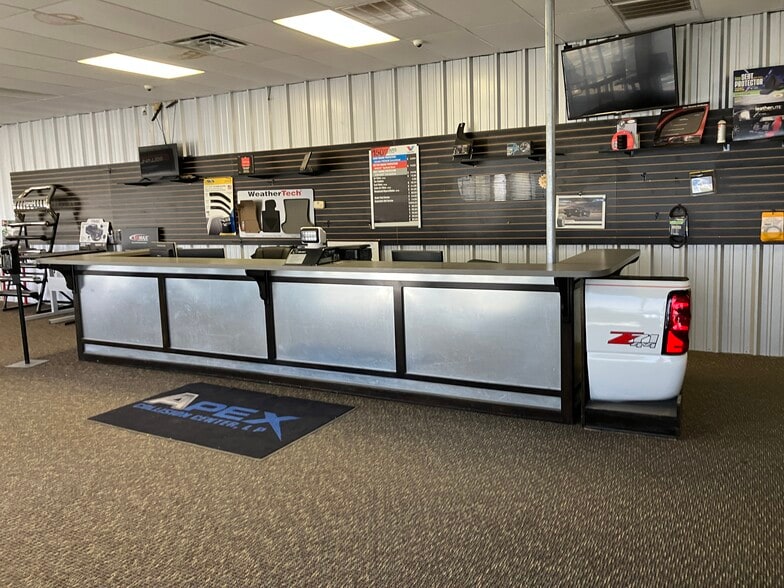 2601 Olton Rd, Plainview, TX for sale - Building Photo - Image 3 of 23