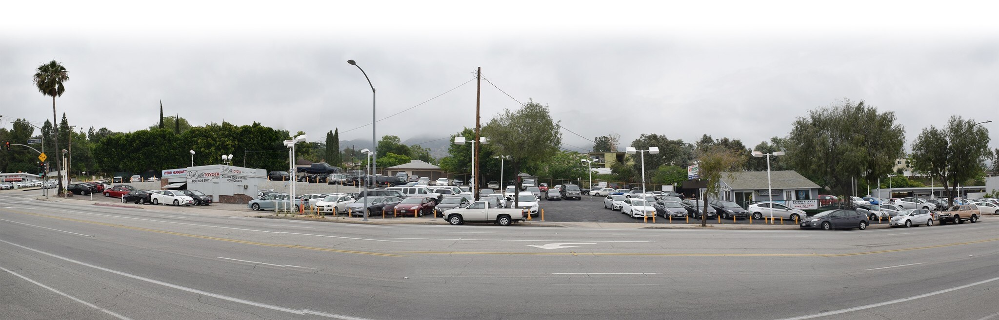 3343-3351 Foothill Blvd, La Crescenta, CA for sale Primary Photo- Image 1 of 15
