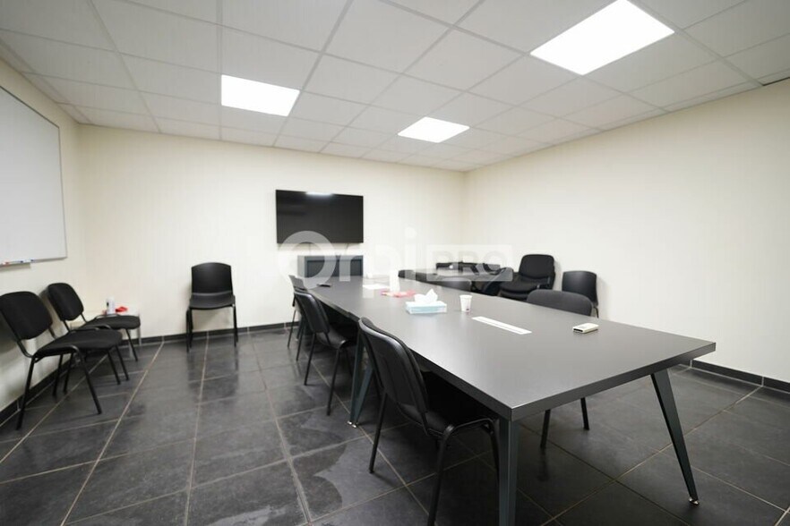 29 Boulevard Anatole France, Lyon for sale - Interior Photo - Image 1 of 10