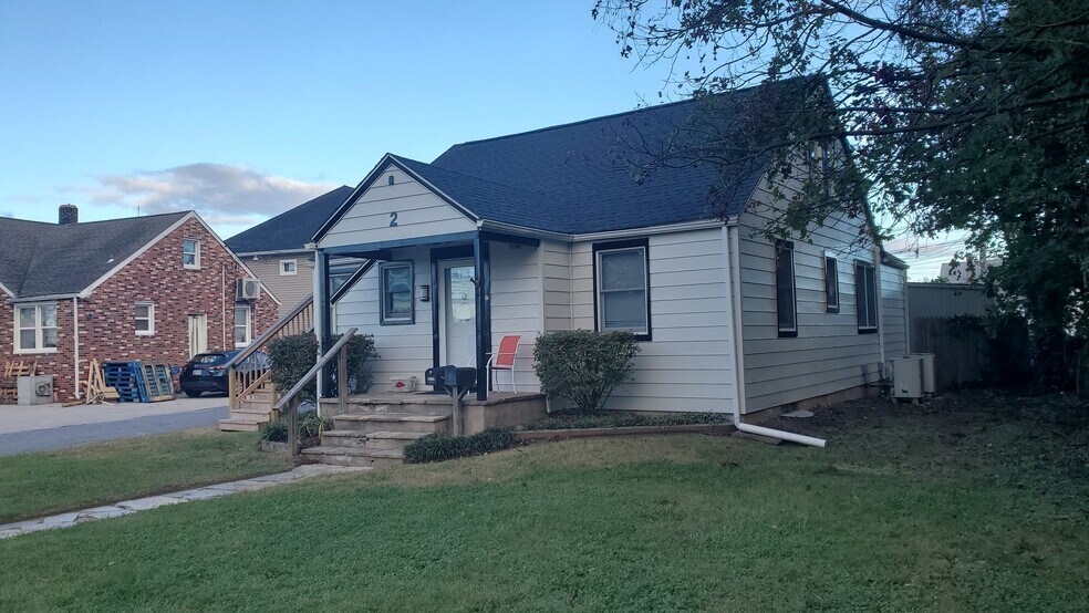 2 Oakway Rd, Timonium, MD à louer - Photo du bâtiment - Image 1 de 11