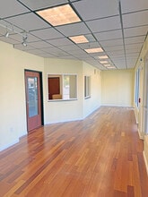 8465 Old Redwood Hwy, Windsor, CA for lease Interior Photo- Image 2 of 7