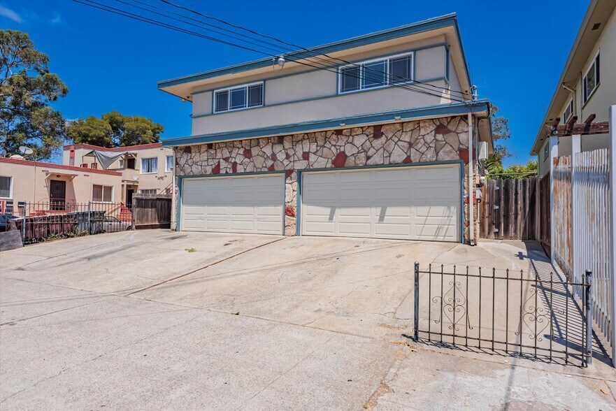 3404 School St, Oakland, CA for sale - Primary Photo - Image 1 of 48