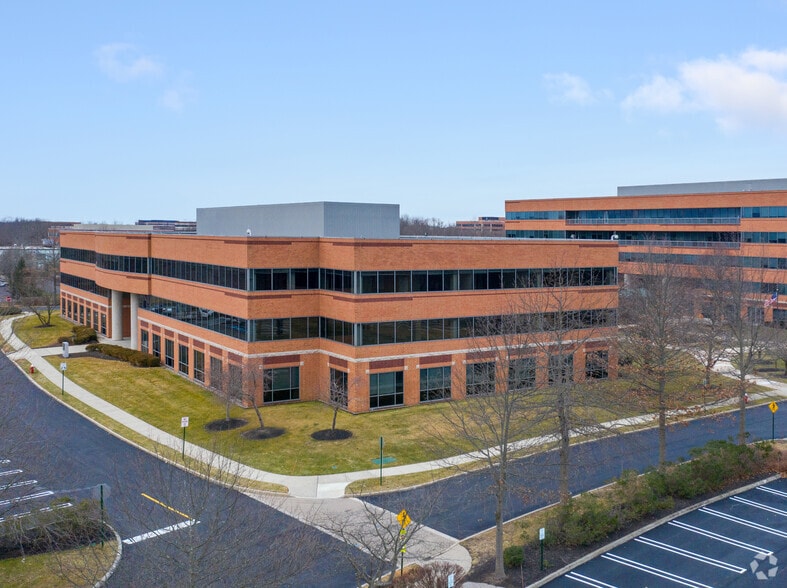 9 Roszel Rd, West Windsor, NJ for lease - Building Photo - Image 1 of 6