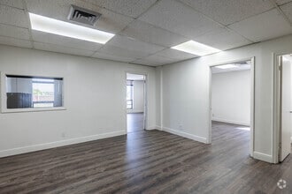 2500 Hollywood Blvd, Hollywood, FL for lease Interior Photo- Image 2 of 5