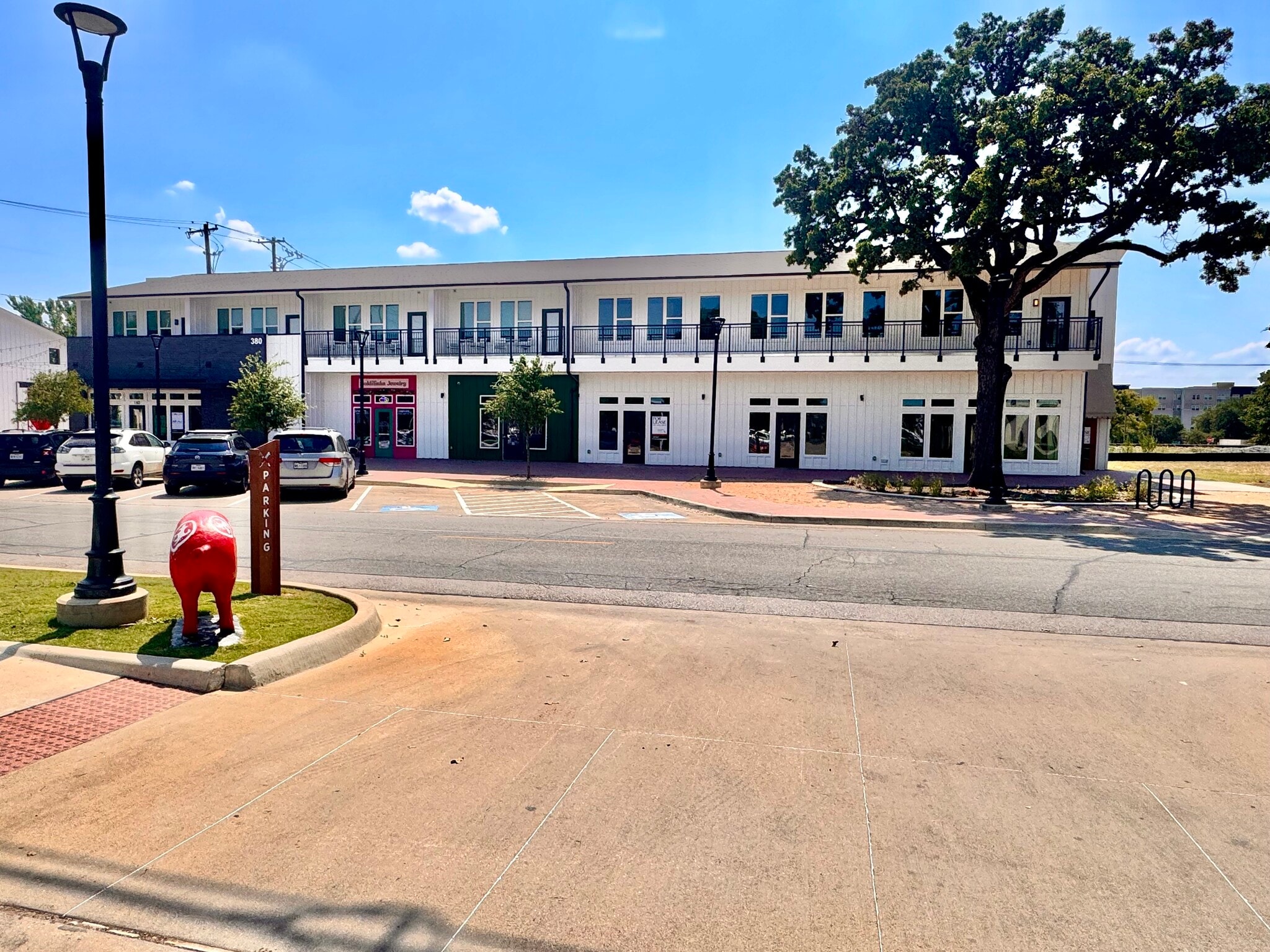 380 E Front St, Arlington, TX for lease Interior Photo- Image 1 of 6