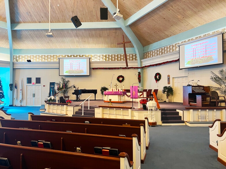 1800 Cypress Gardens Blvd, Winter Haven, FL for lease - Building Photo - Image 3 of 4