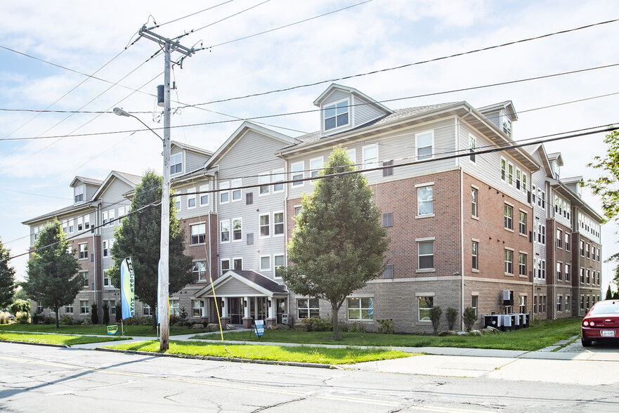 139 Madison Ave, Youngstown, OH à vendre - Photo du bâtiment - Image 1 de 1