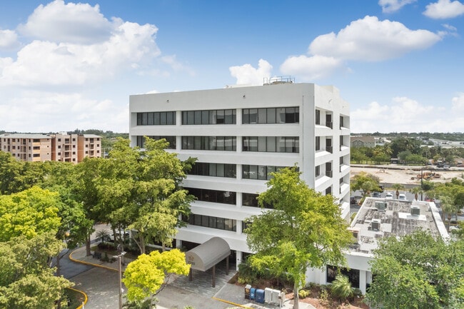 Plus de détails pour 2290 10th Ave N, Lake Worth, FL - Plusieurs types d'espaces à louer