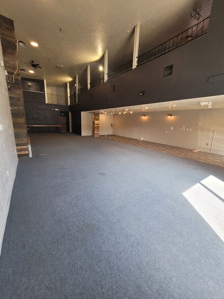 12300 Old Glenn Hwy, Eagle River, AK à louer - Photo intérieure - Image 3 de 13