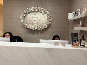 9730-9732 Wilshire Blvd, Beverly Hills, CA à louer Photo intérieure- Image 1 de 7