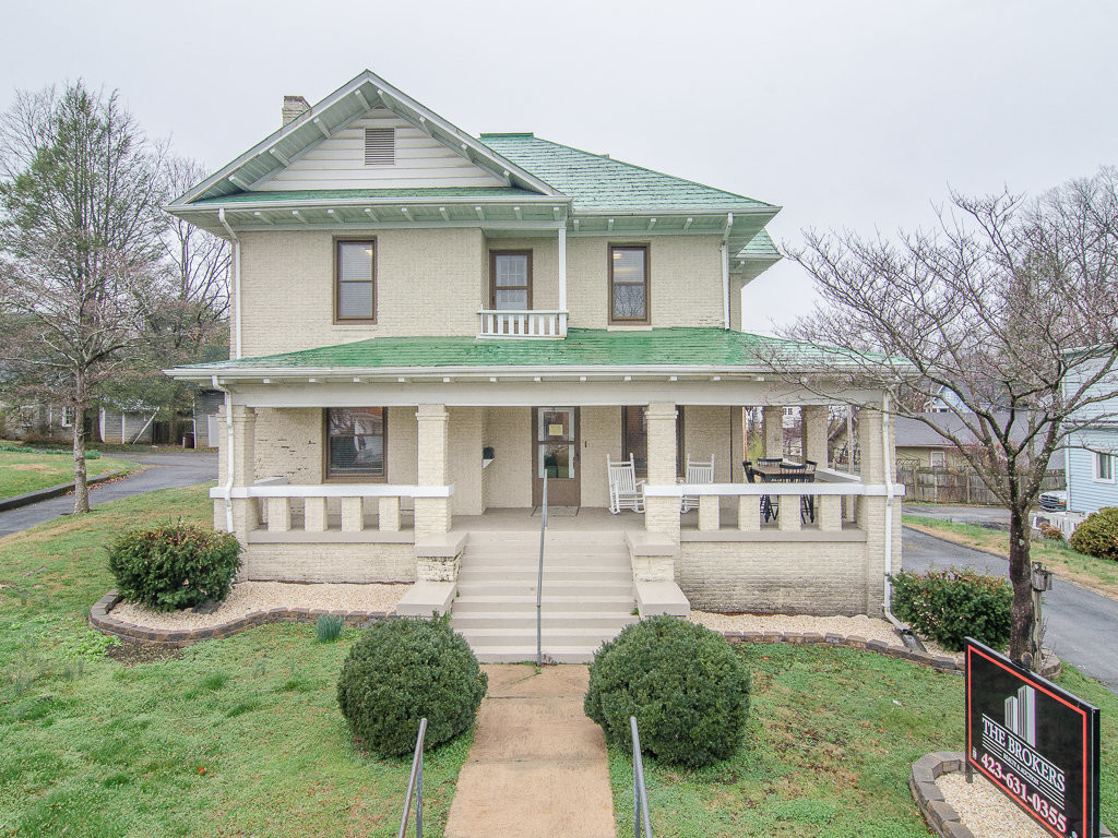 121 E Unaka Ave, Johnson City, TN à vendre Autre- Image 1 de 1