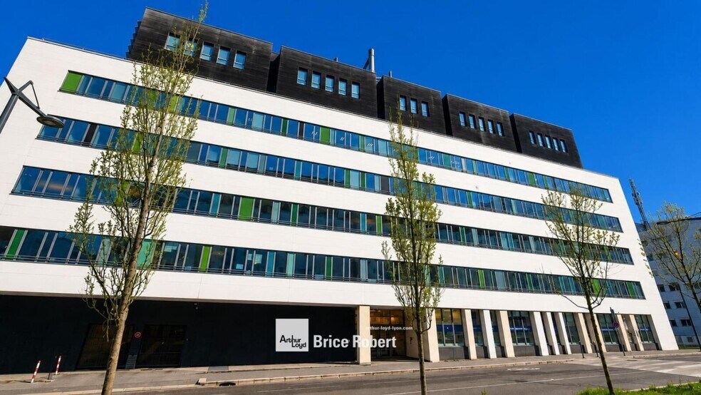 8 Rue Paul Montrochet, Lyon for sale - Building Photo - Image 1 of 7