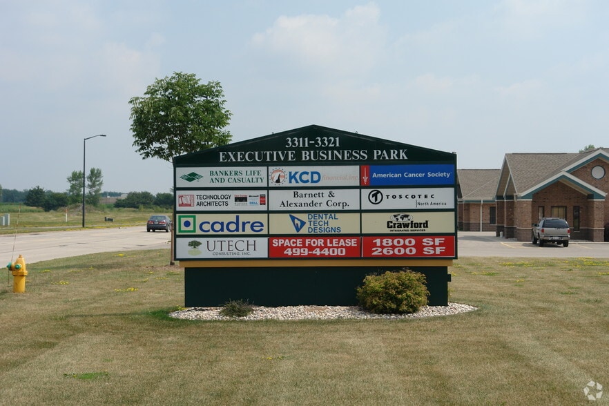 3311 S Packerland Dr, De Pere, WI à louer - Autre - Image 3 de 4