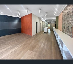 590 Willoughby Rd, Willoughby for lease Interior Photo- Image 1 of 5