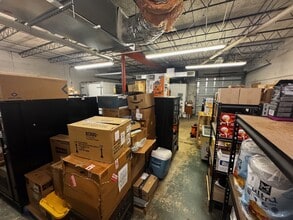 4700-4736 NE 12th Ave, Oakland Park, FL for lease Interior Photo- Image 2 of 4