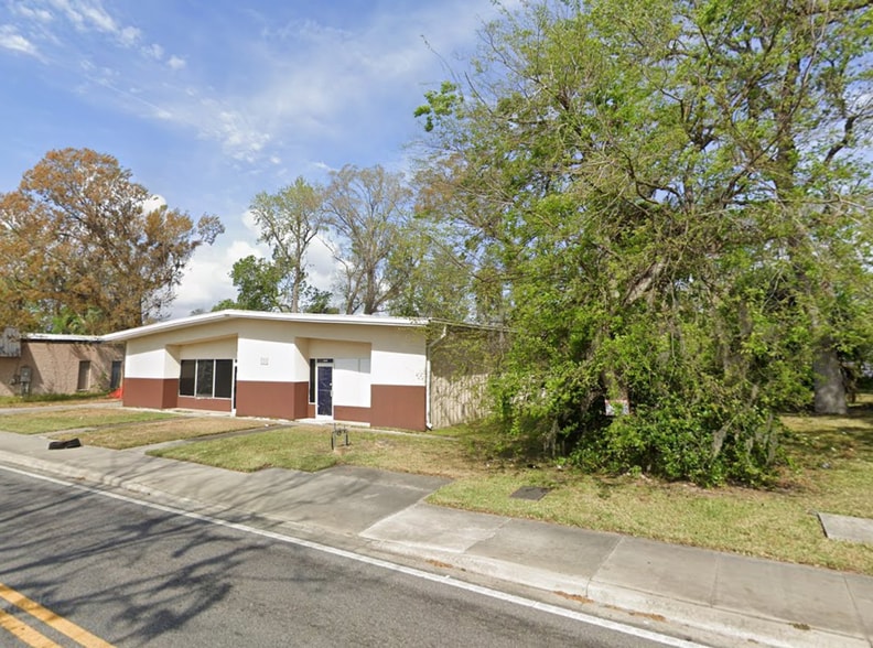 932 Orange Ave, Daytona Beach, FL for sale - Building Photo - Image 3 of 4