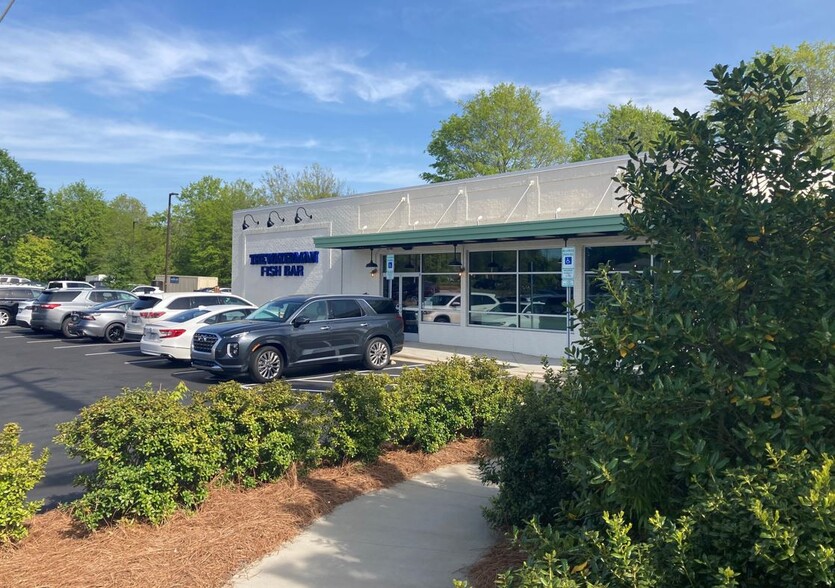 9623 Bailey Rd, Cornelius, NC for lease - Building Photo - Image 2 of 12