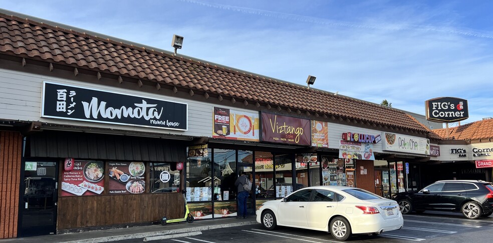 3001-3021 S Figueroa St, Los Angeles, CA for lease - Building Photo - Image 1 of 14