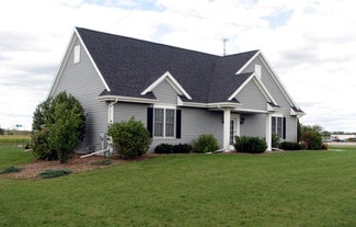Plus de détails pour 5676 County Road II, Larsen, WI - Bureau à vendre